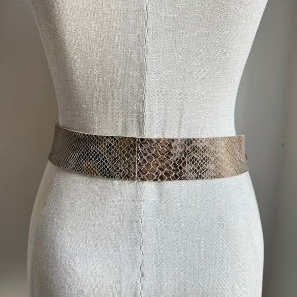 Chico’s Genuine Leather Snakeskin Print Belt Oval Buckle Size Small - Picture 4 of 7